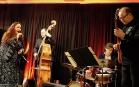 Versunken im Jazz: Anne Cichowsky, Axel Kühn, Matthias Daneck und Martin Wiedmann.